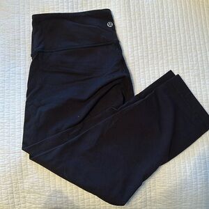 Lululemon mid rise black legging size 10